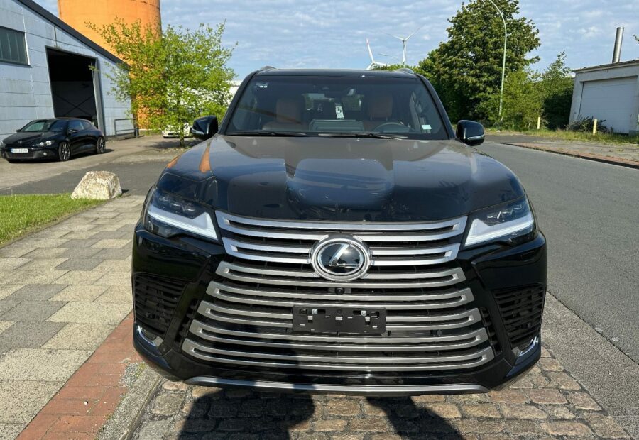 Lexus LX