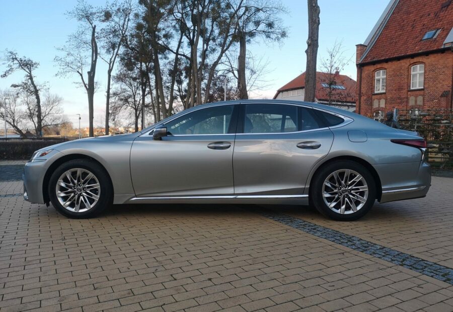 Lexus LS 500