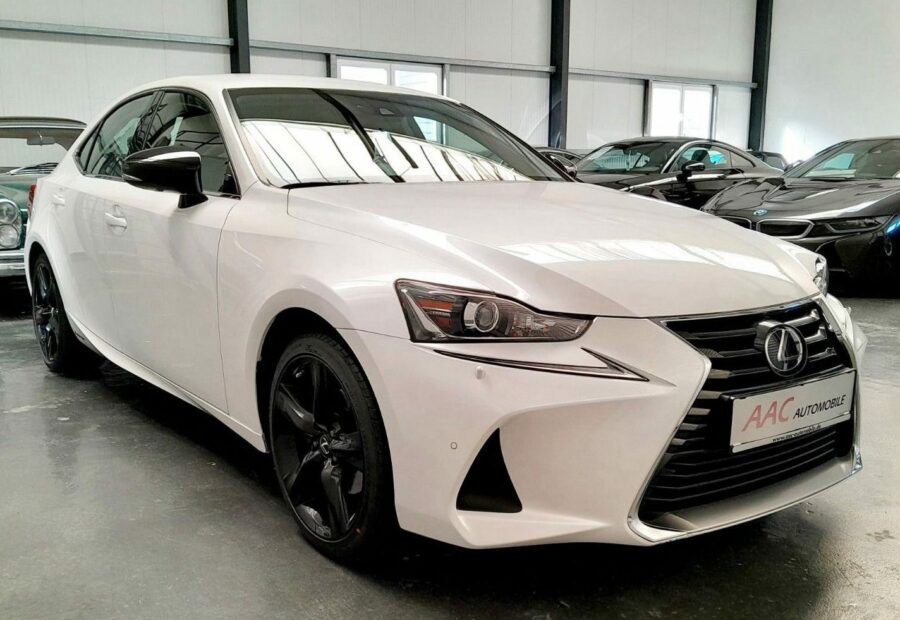 Lexus IS 300h