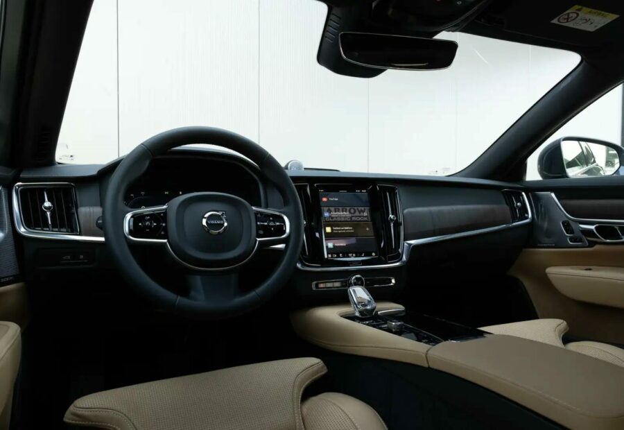Volvo S90