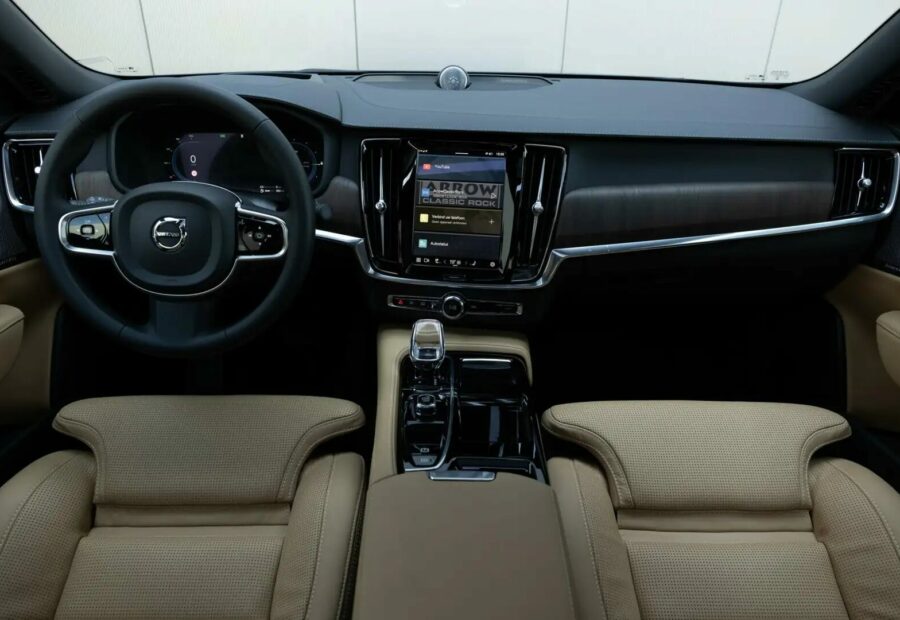 Volvo S90