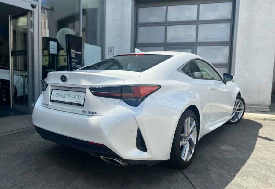 Lexus RC