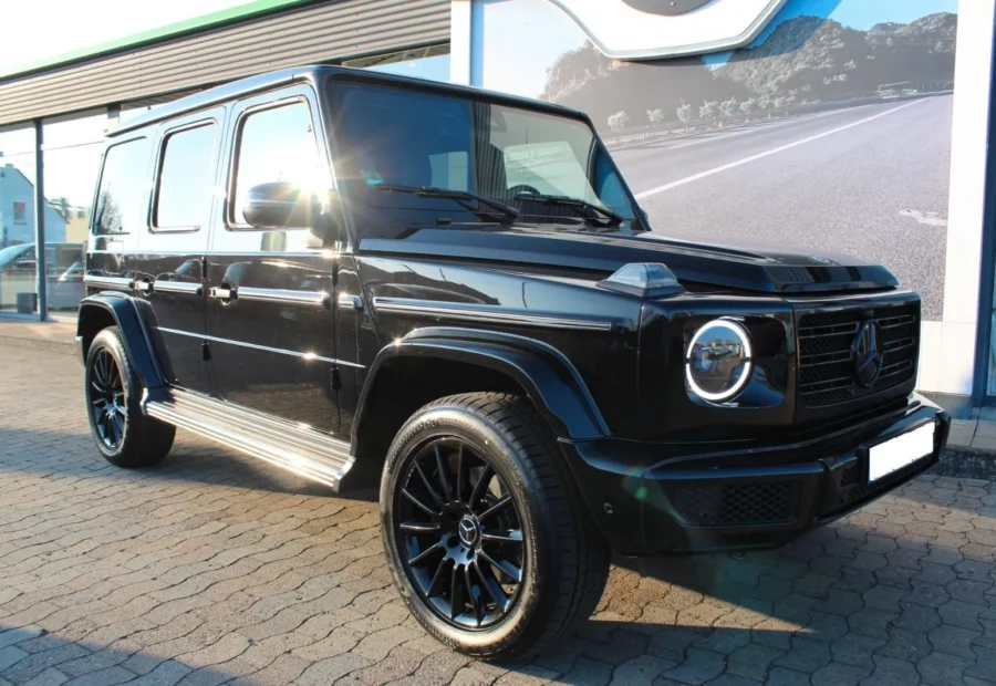 Mercedes G-class