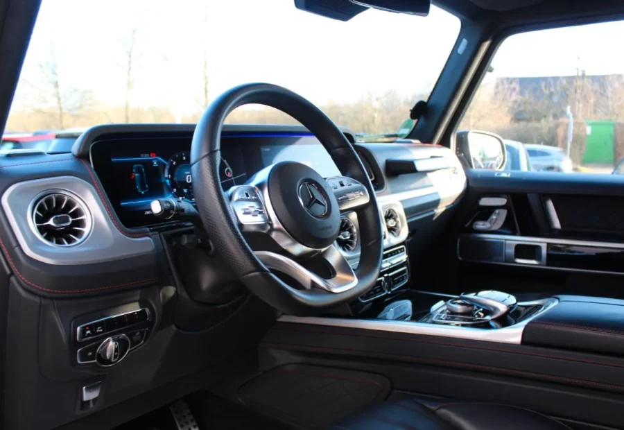 Mercedes G-class