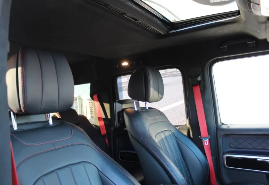 Mercedes G-class