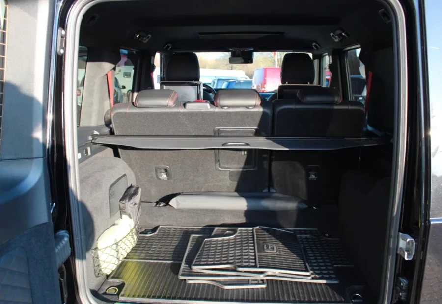 Mercedes G-class