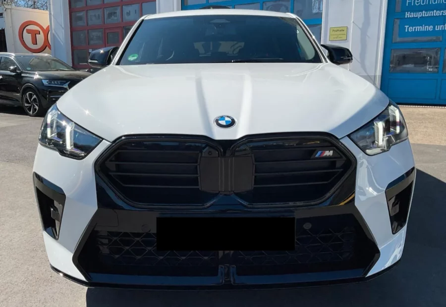 BMW X2