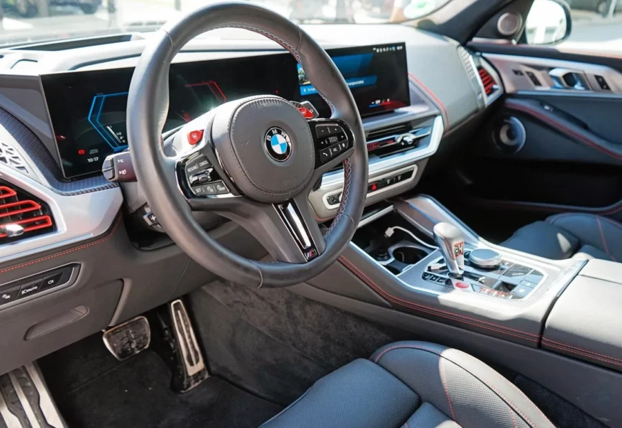 BMW XM