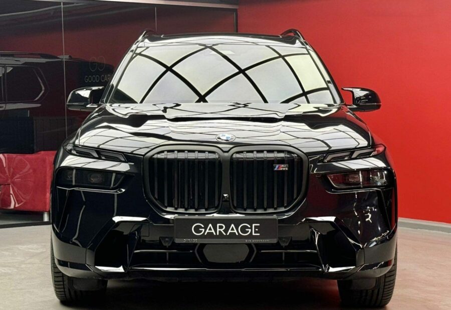 BMW X7 M60i xDrive