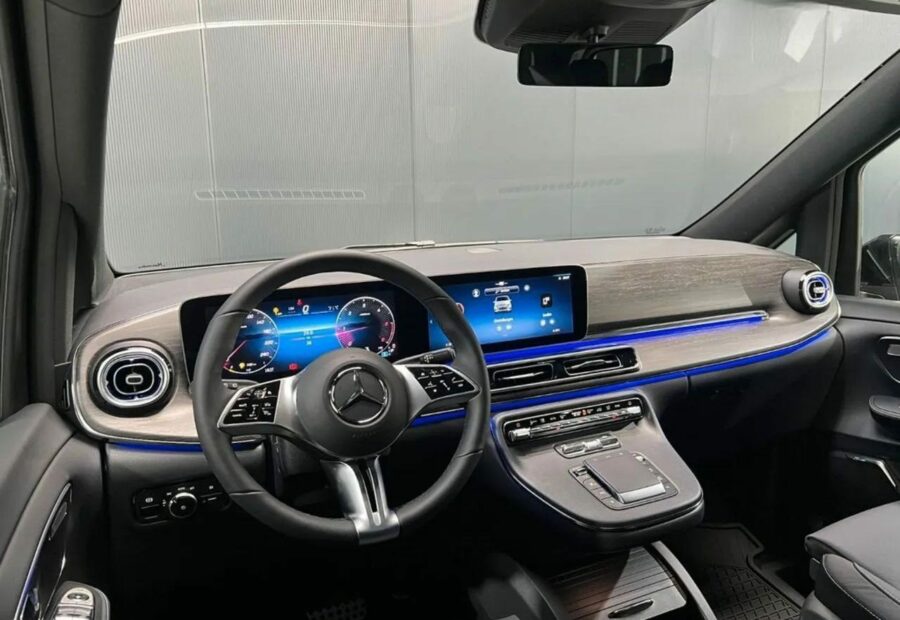 Mercedes V-class 300d Long