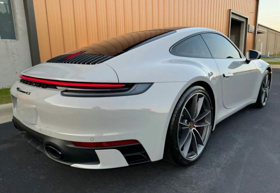 Porsche 911 Carrera