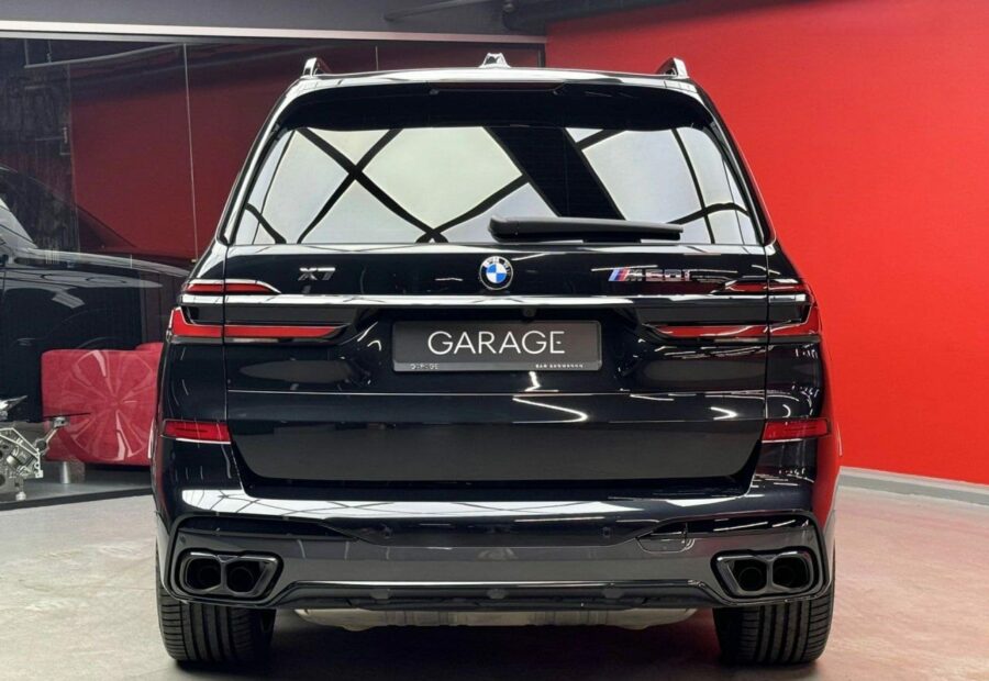 BMW X7 M60i xDrive