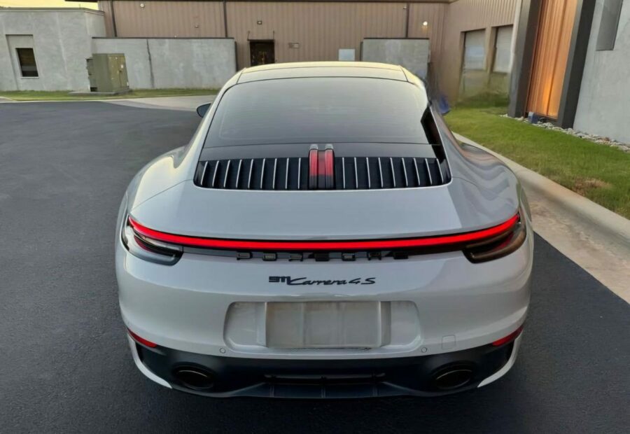 Porsche 911 Carrera