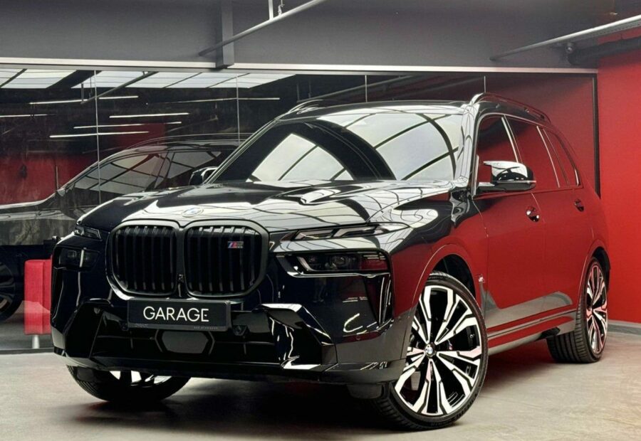 BMW X7 M60i xDrive