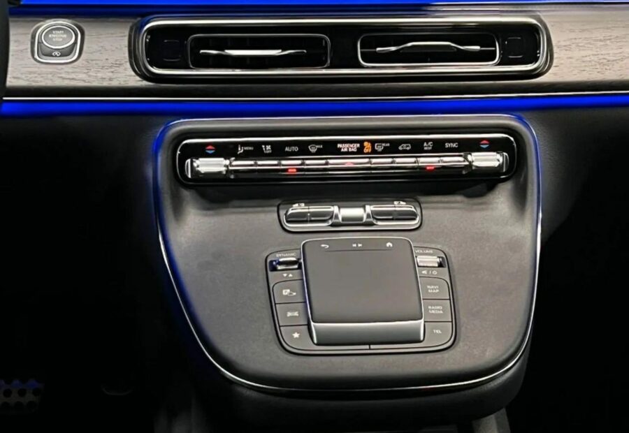 Mercedes V-class 300d Long