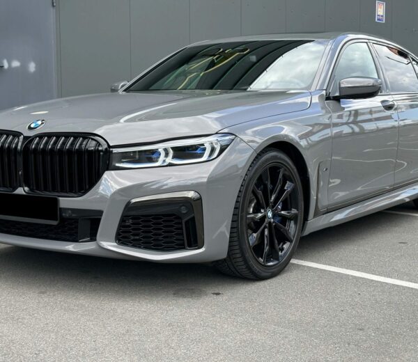 BMW 740i G12(Long) 2021