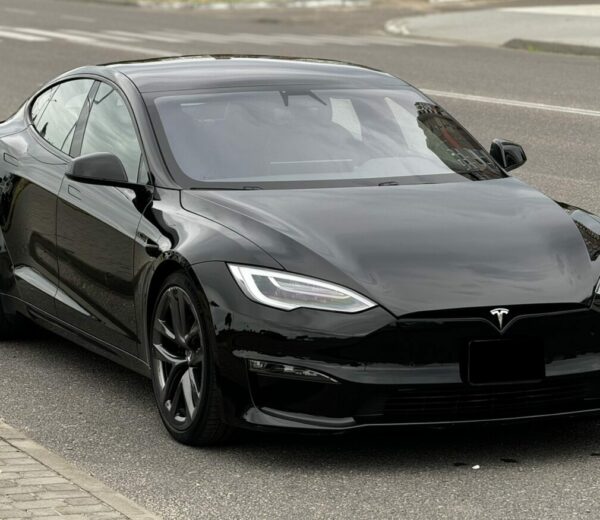 Tesla MODEL S 2021 Long Range