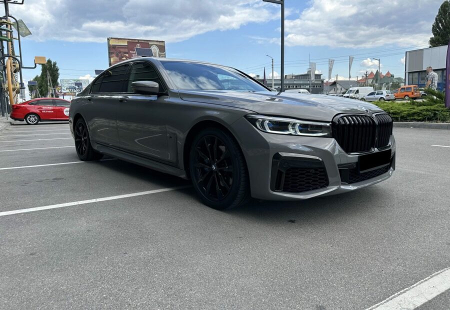BMW 7 серия