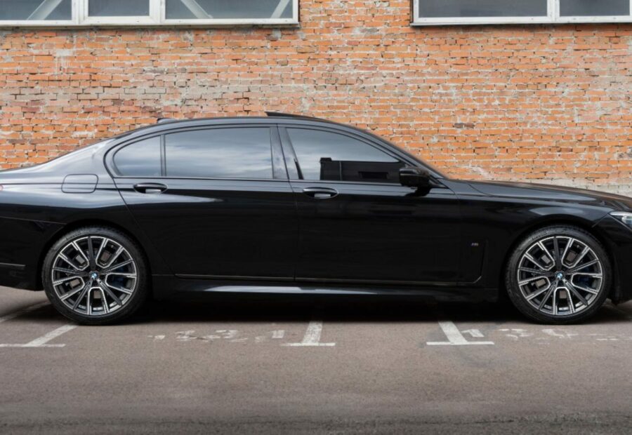 BMW 7 серия