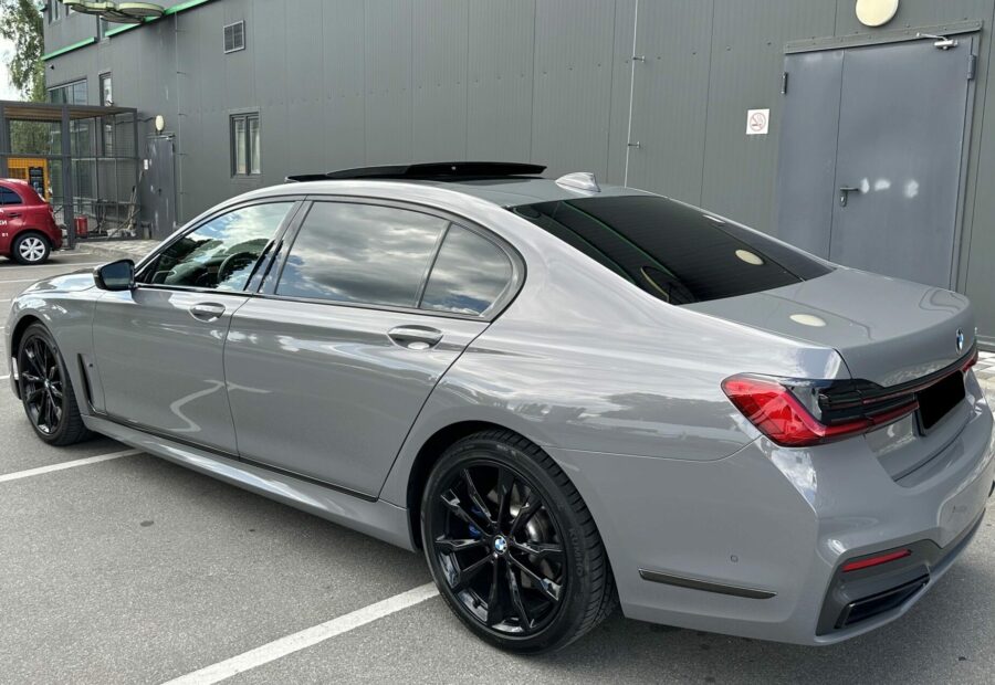BMW 7 серия