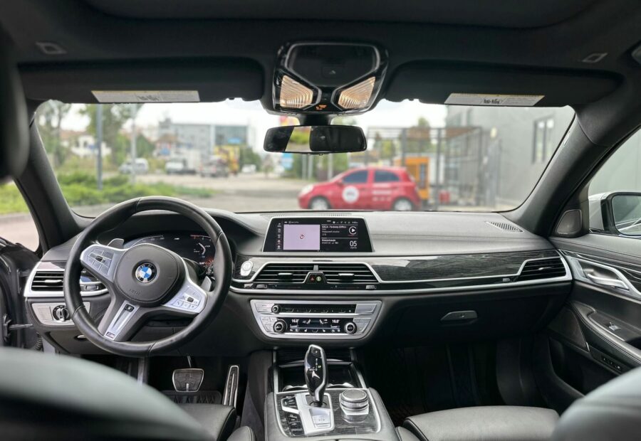 BMW 7 серия