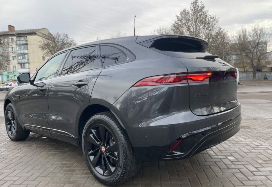 Jaguar F-Pace