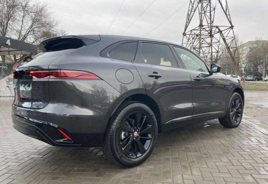 Jaguar F-Pace