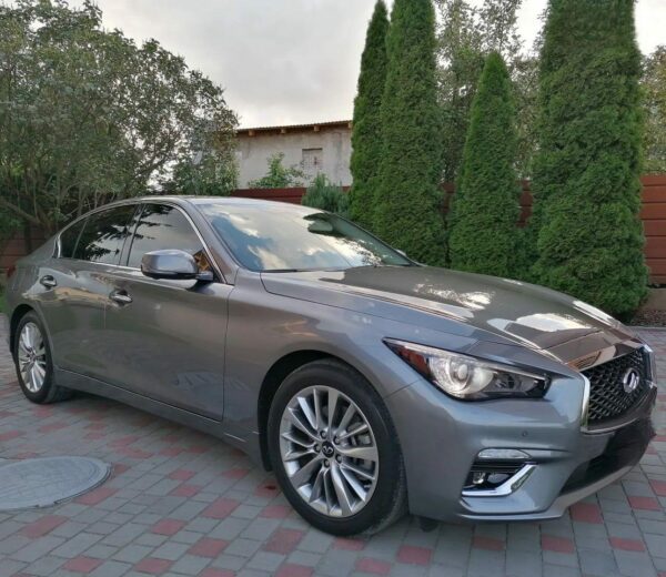 Infinity Q50 2021