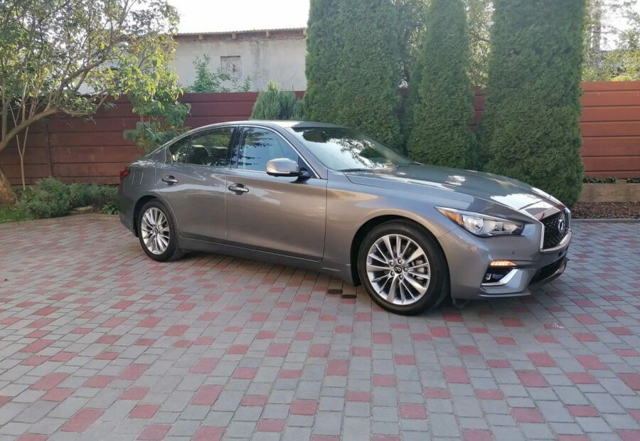 Infiniti Q50
