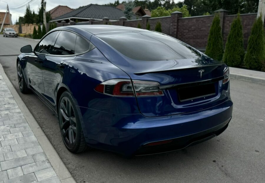 Tesla MODEL S