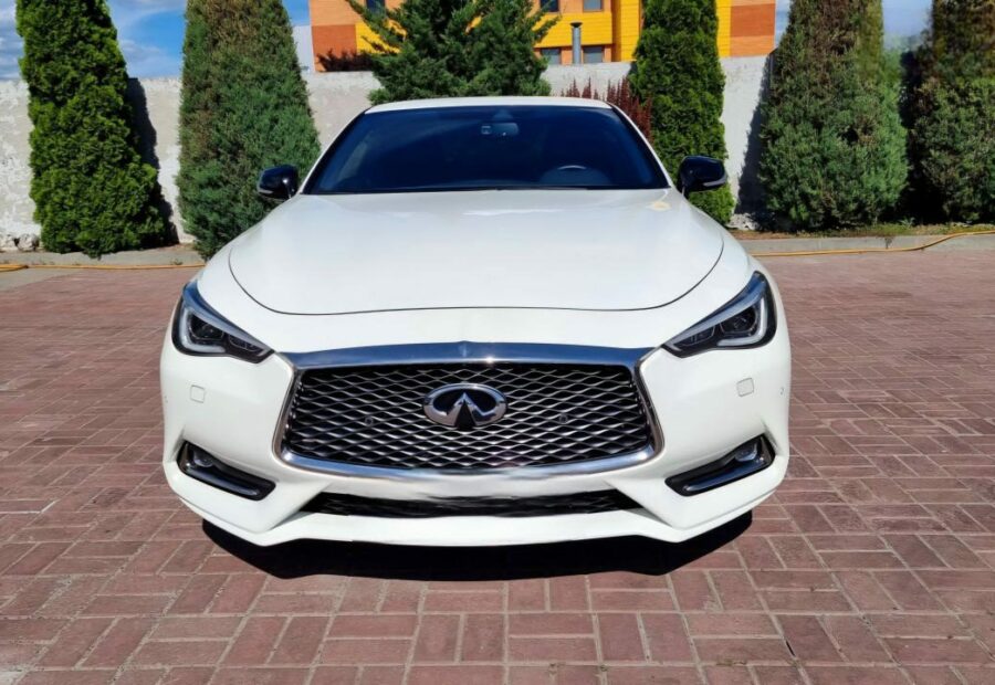 Infiniti Q60