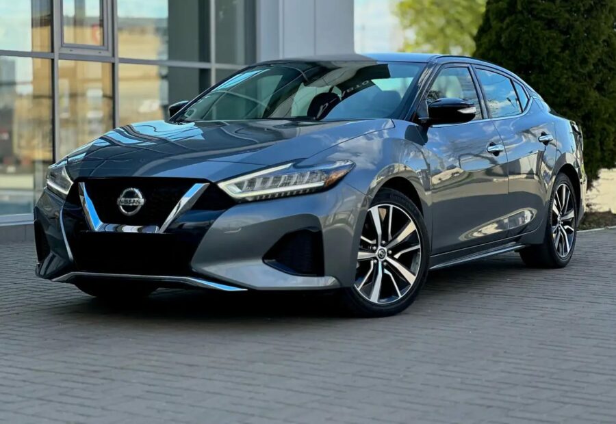 Nissan Maxima
