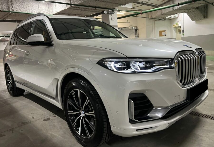 BMW X7