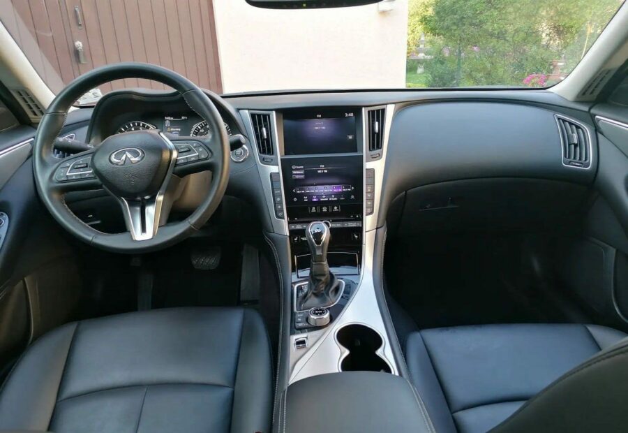 Infiniti Q50