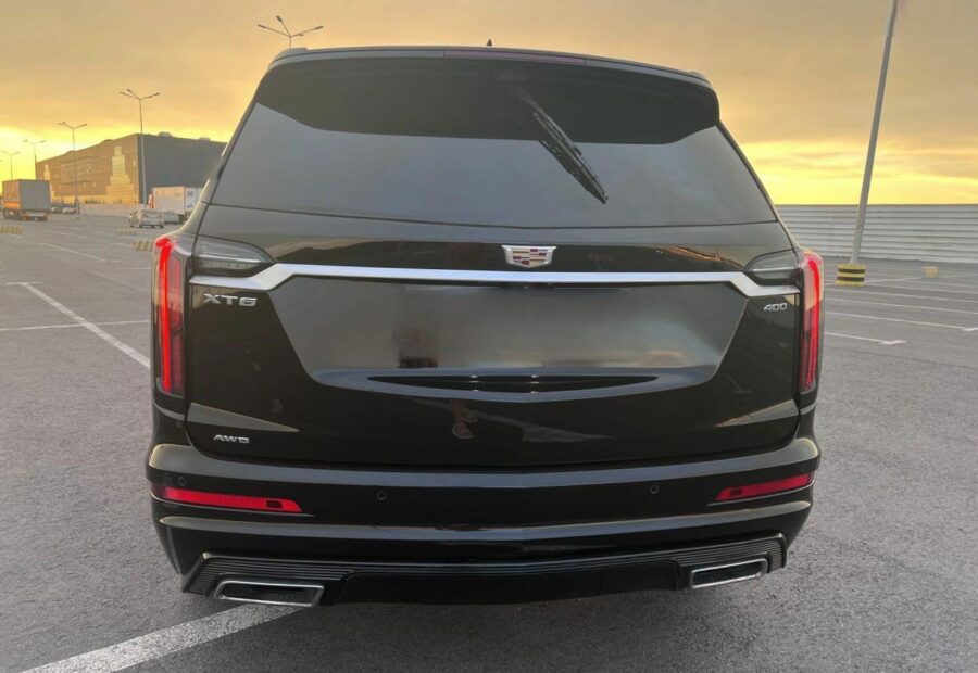 Cadillac XT6