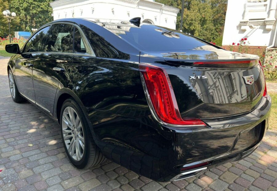 Cadillac XTS