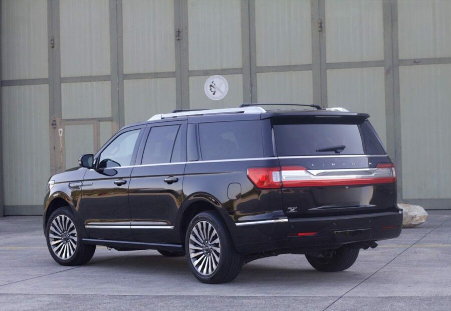 Lincoln Navigator