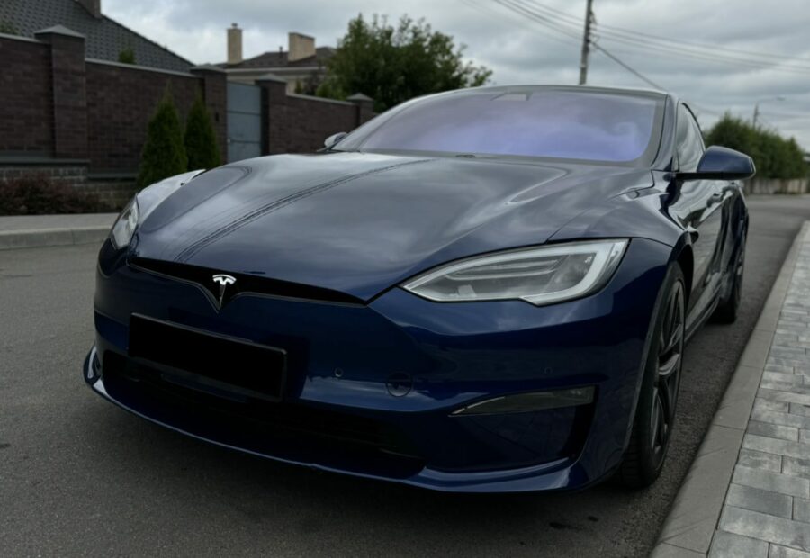 Tesla MODEL S