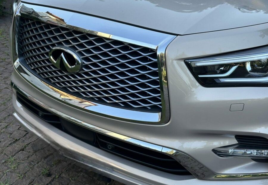 Infiniti QX80
