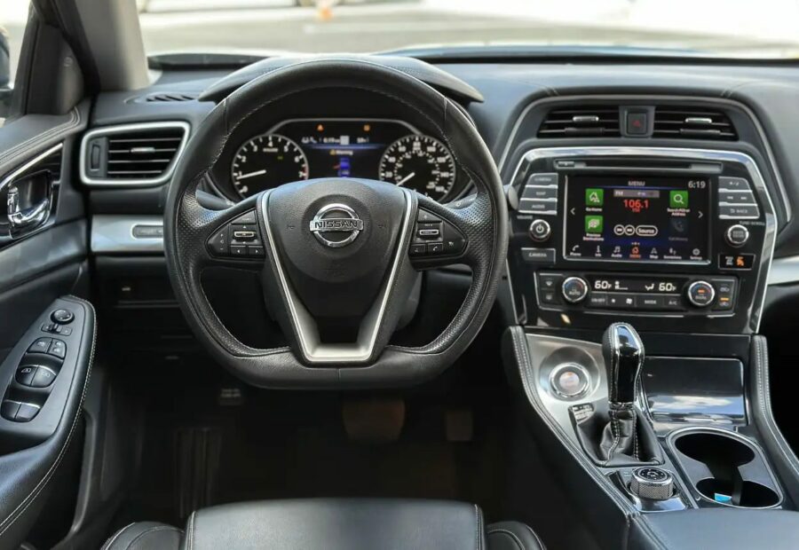 Nissan Maxima