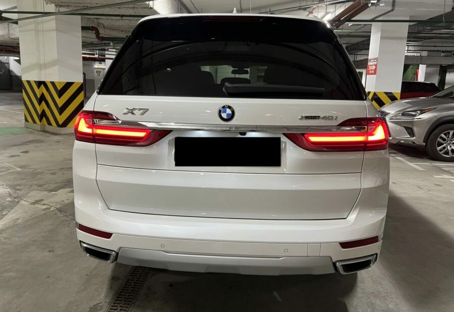 BMW X7