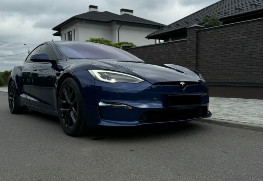Tesla MODEL S
