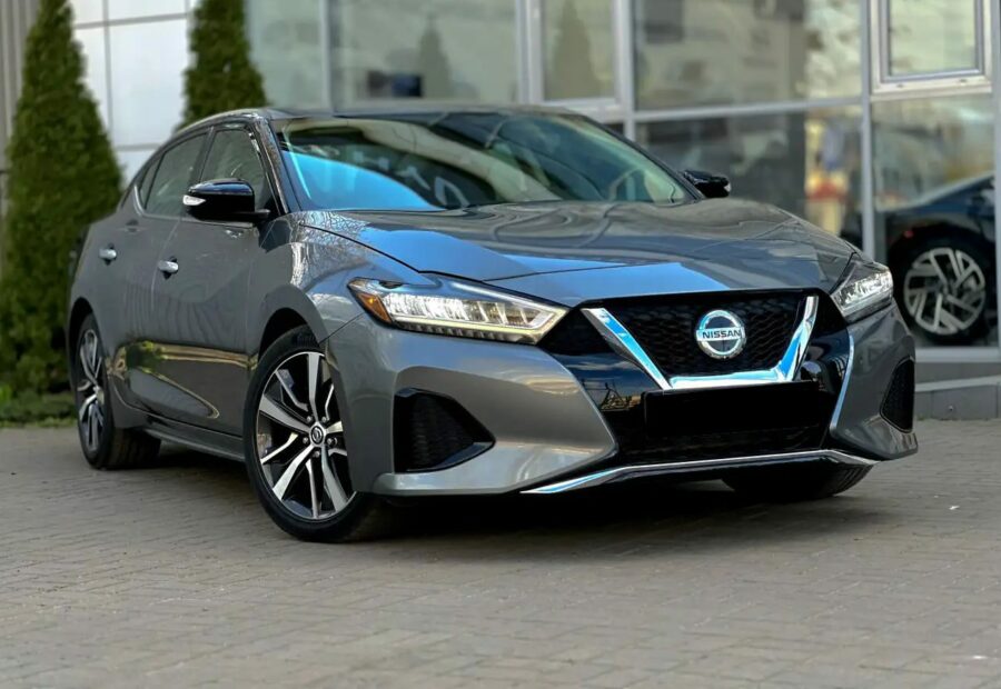 Nissan Maxima