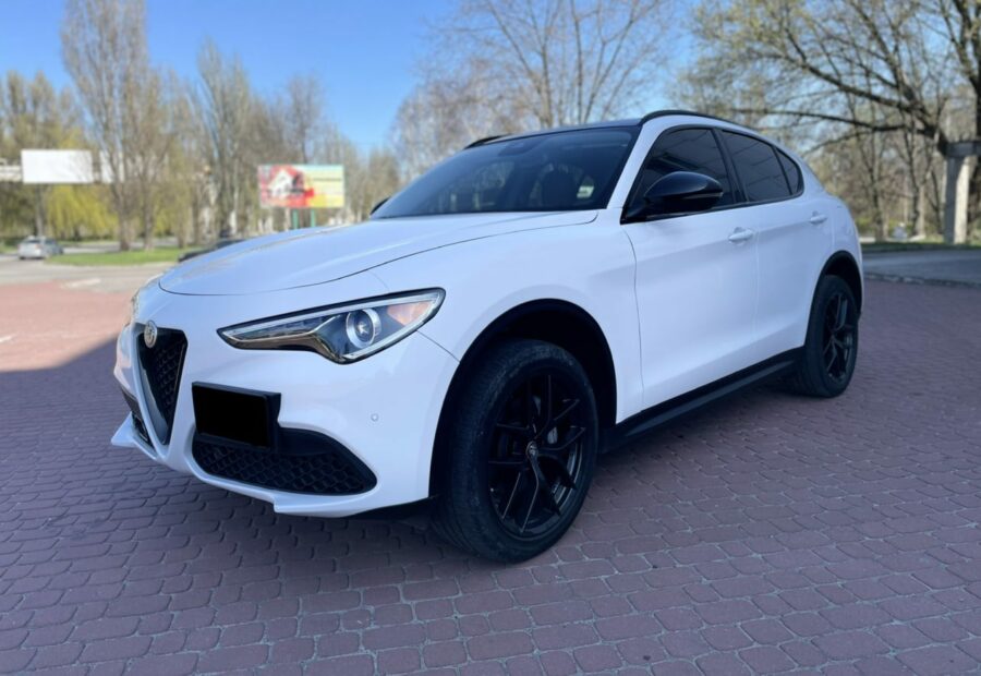 Alfa Romeo STELVIO