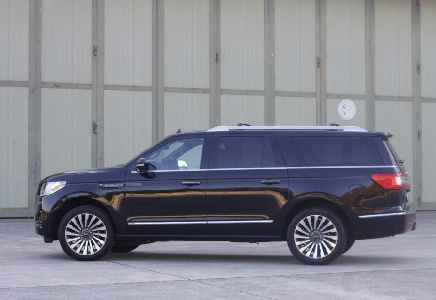 Lincoln Navigator