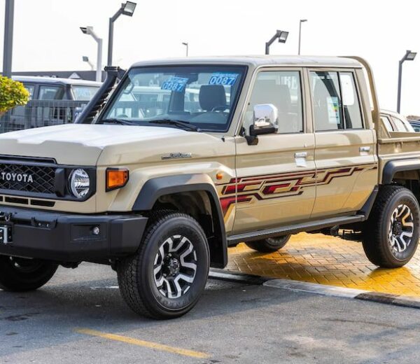 Toyota Land Cruiser 79