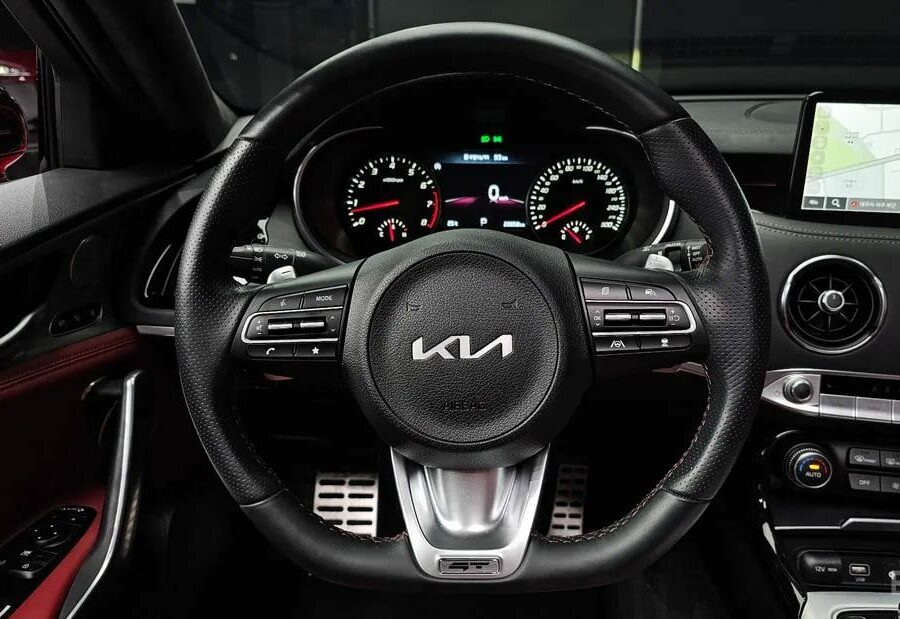 KIA STINGER