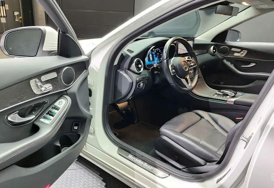 Mercedes C220d