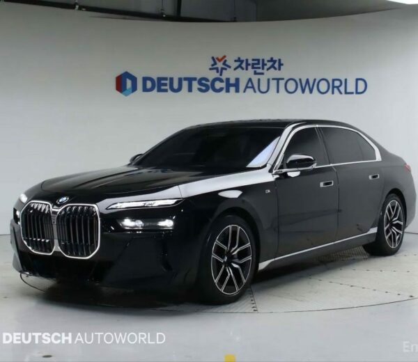 BMW 740i xDrive 2025