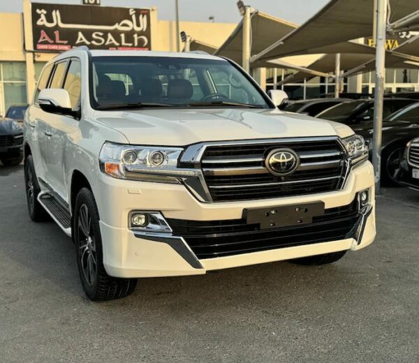 Toyota Land Cruiser 200 2021